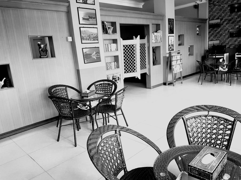 Hotel 63 Rangum Exterior foto